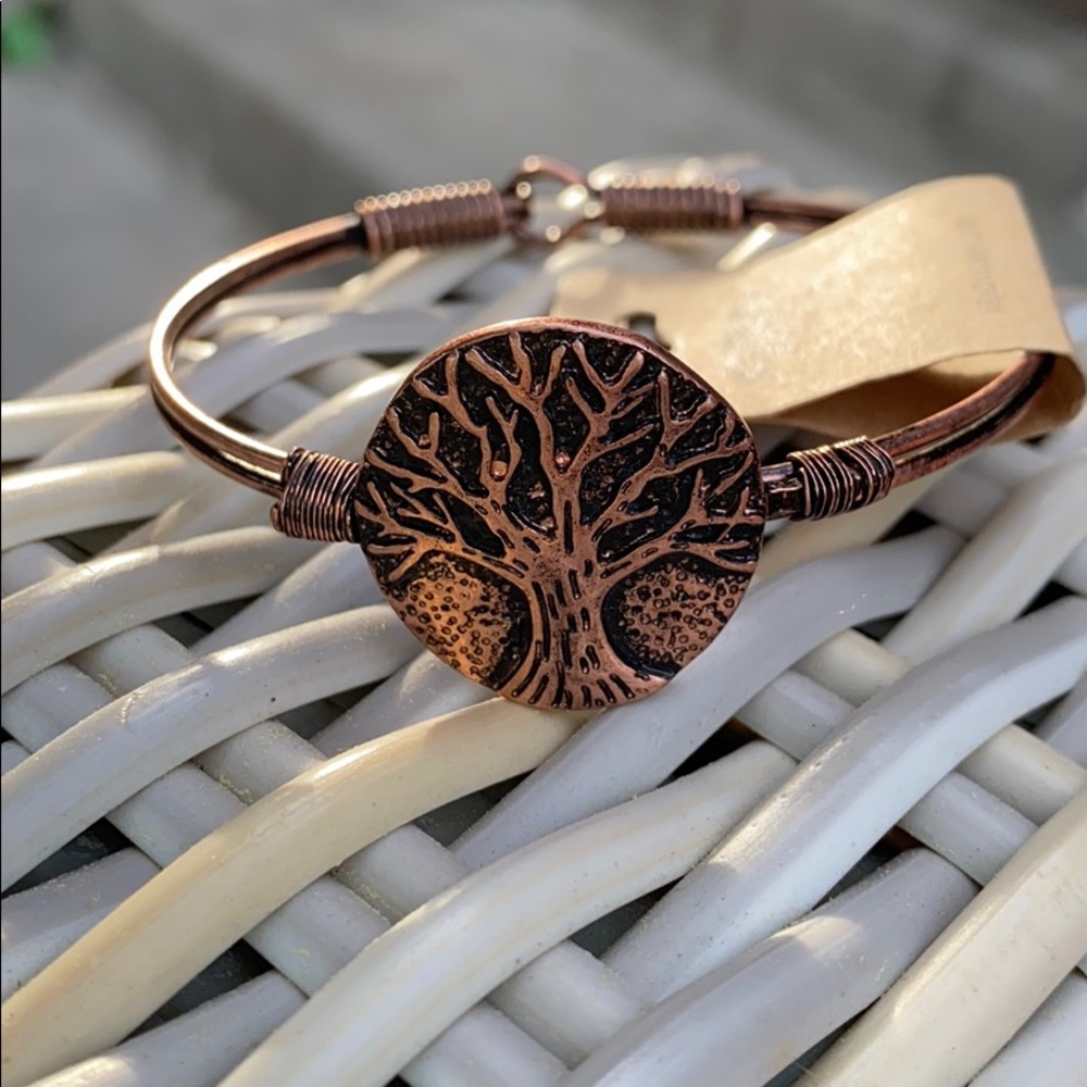 Tree of life bracelet.        NWT